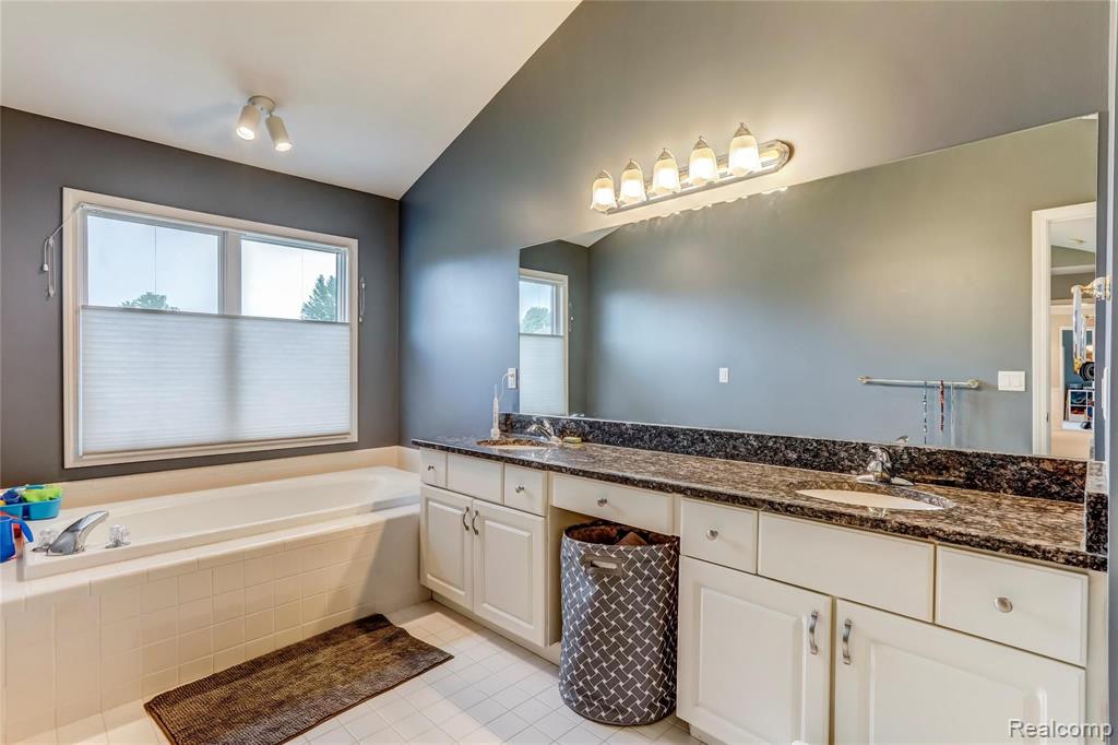 608 Appoline Court Rochester, MI 48307 - Photo 23 of 49