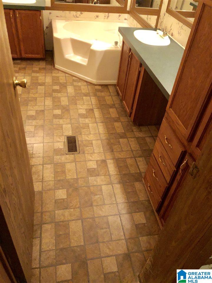 2660 Waldrop Road Ashville, AL 35953 - Photo 27 of 48