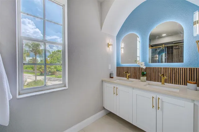 $463,900 | 5253 Boardwalk Street, Holiday, FL 34690