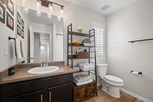 $685,000 | 6153 South Jackson Gap Court, Aurora, CO 80016