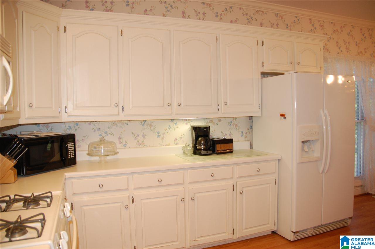 1704 Cedarwood Road Birmingham, AL 35216 - Photo 10 of 36