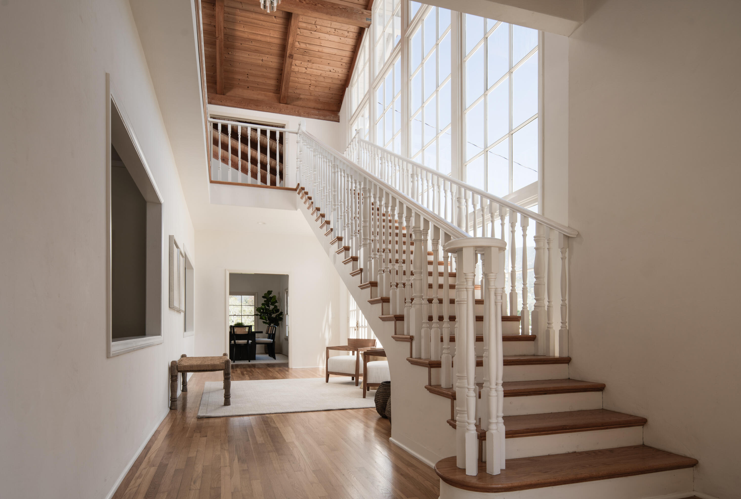 939 Arcady Road Santa Barbara, CA 93108 - Photo 15 of 28 a view of entryway and hall with wooden floor
