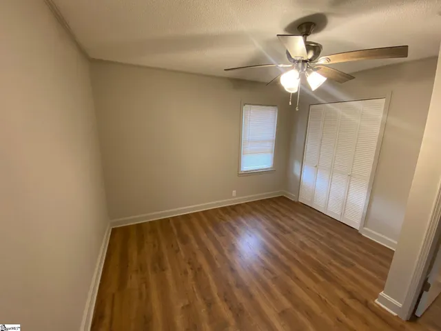 $2,000 | 204 Oakwood Drive, Laurens, SC 29360