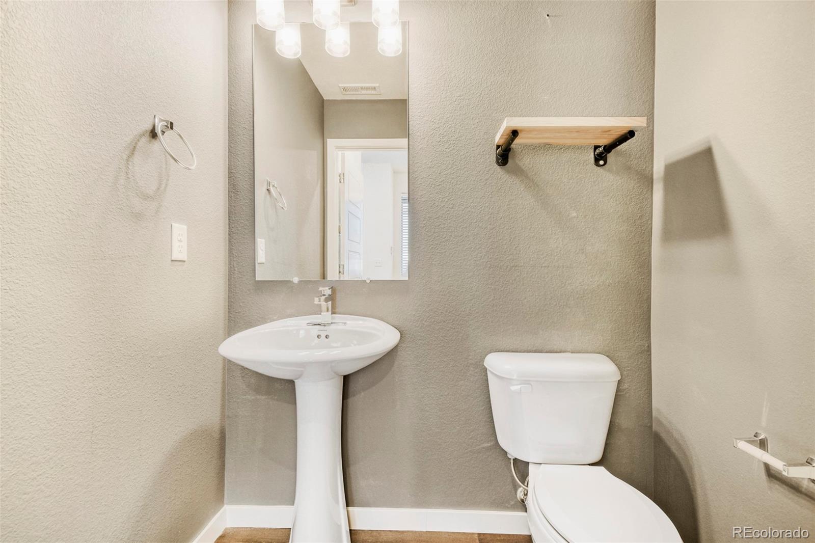 11737 West 45th Place Wheat Ridge, CO 80033 - Photo 15 of 31