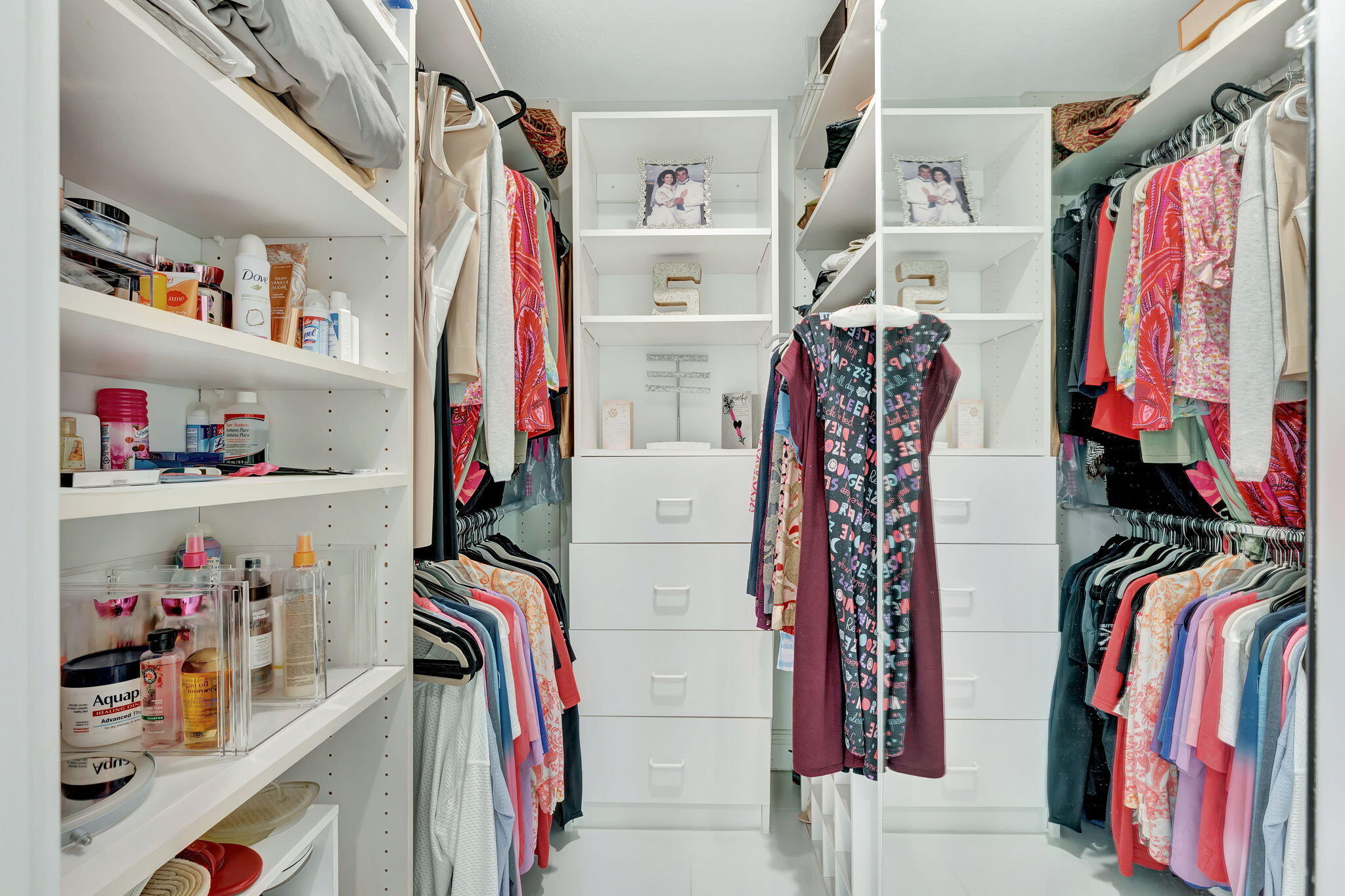 894 Jeffery Street Boca Raton, FL 33487 - Photo 28 of 56 primary walk in closet