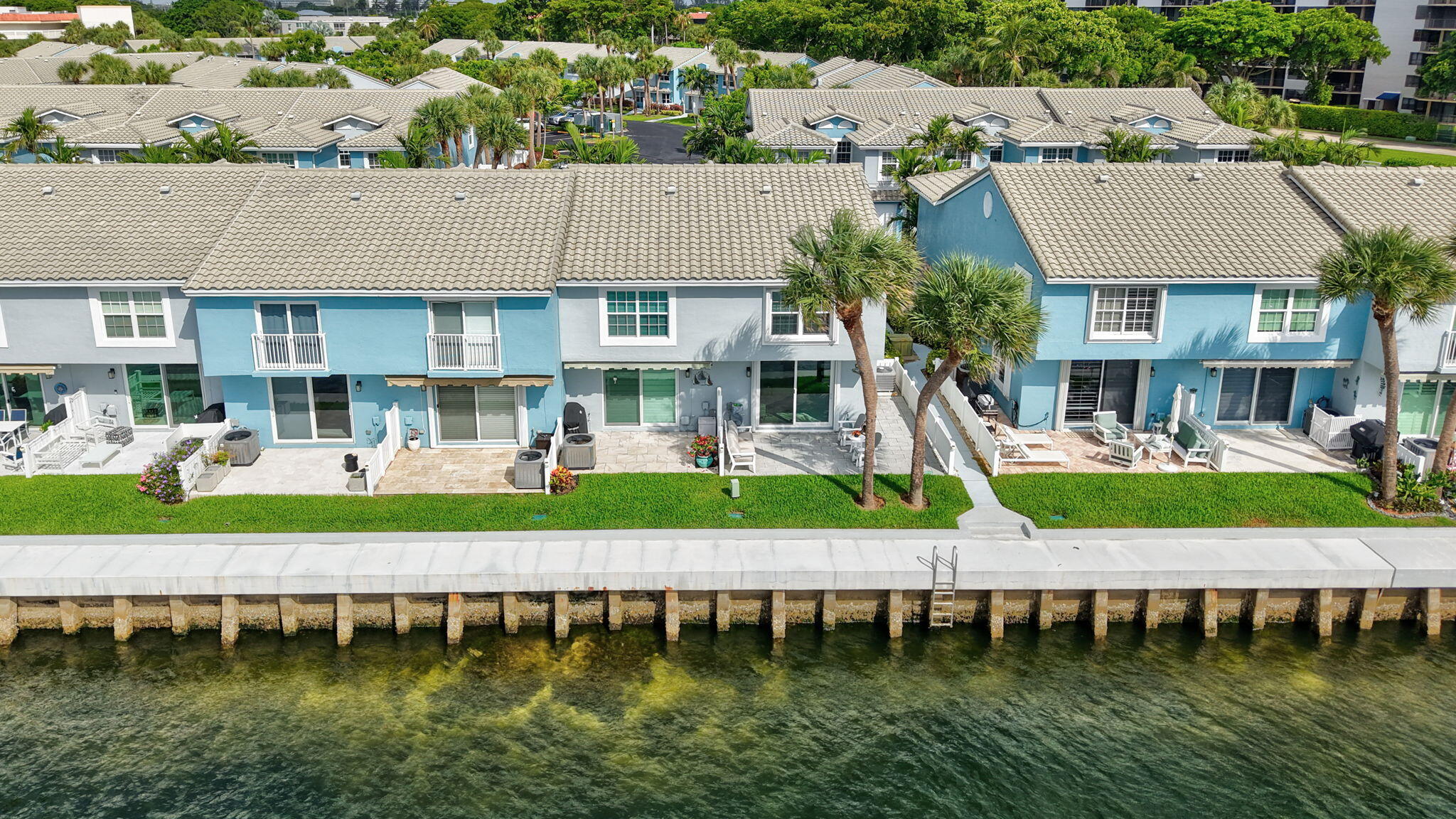894 Jeffery Street Boca Raton, FL 33487 - Photo 51 of 56 52-web-or-mls-DJI_20250703100553_0994_DA