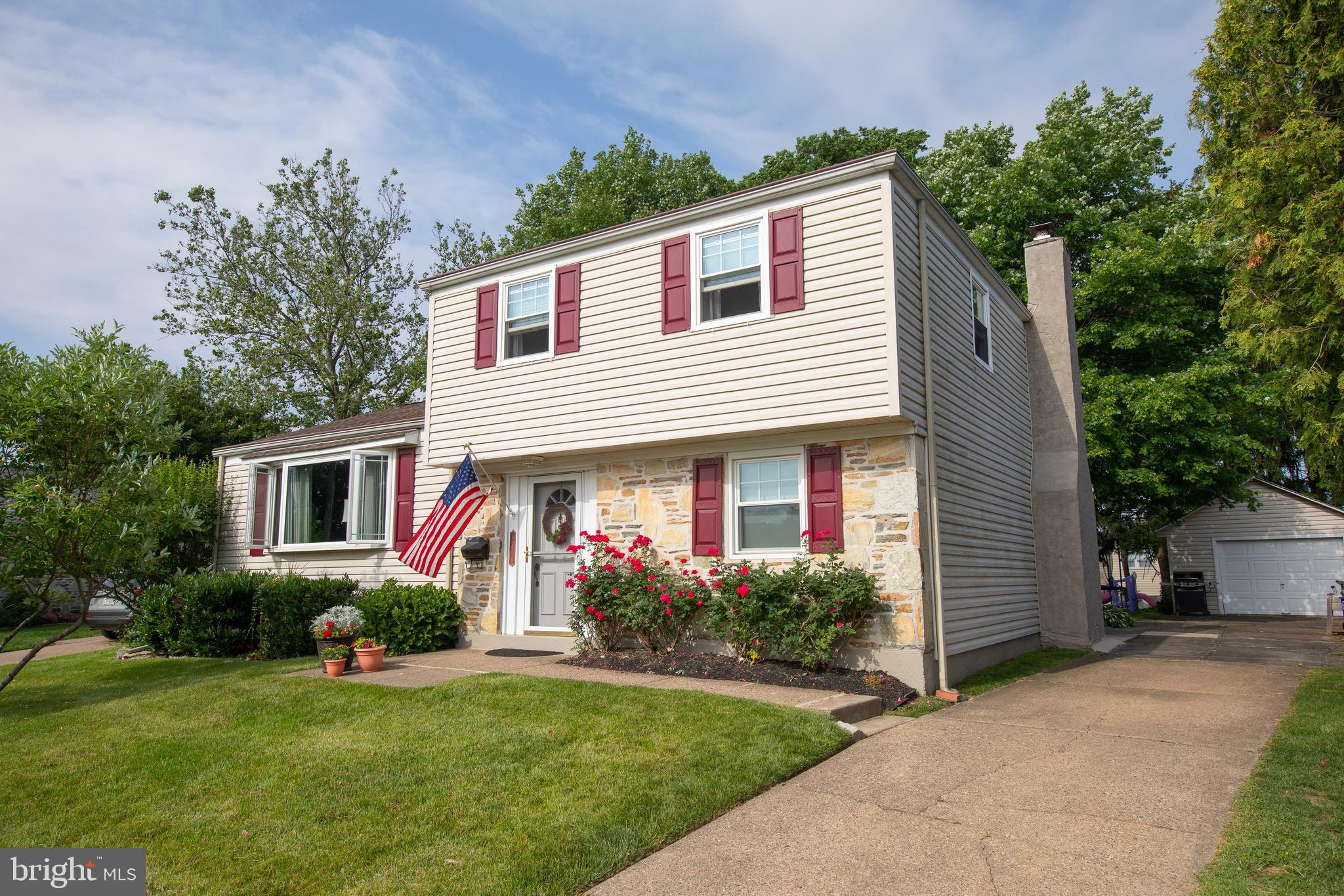 9714 Beacon Road Philadelphia, PA 19115 - Photo 2 of 44