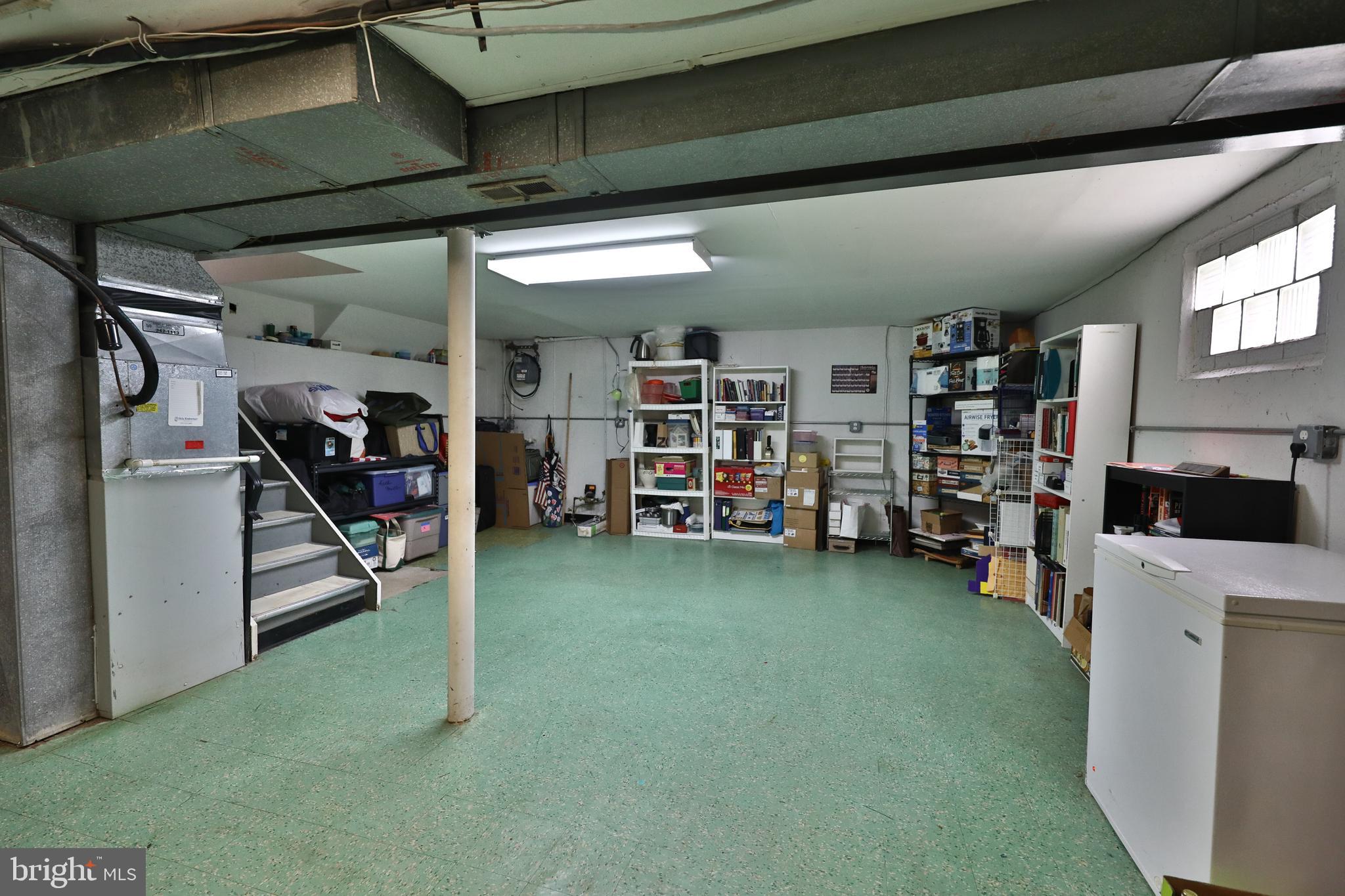 9714 Beacon Road Philadelphia, PA 19115 - Photo 32 of 44