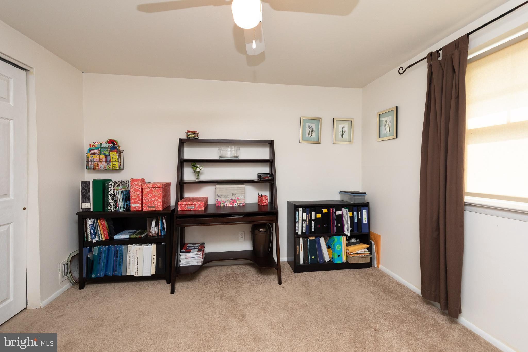 9714 Beacon Road Philadelphia, PA 19115 - Photo 5 of 44