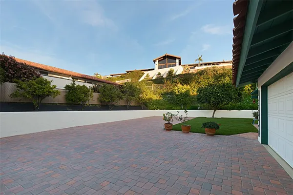 $6,300 | 232 South La Esperanza, San Clemente, CA 92672