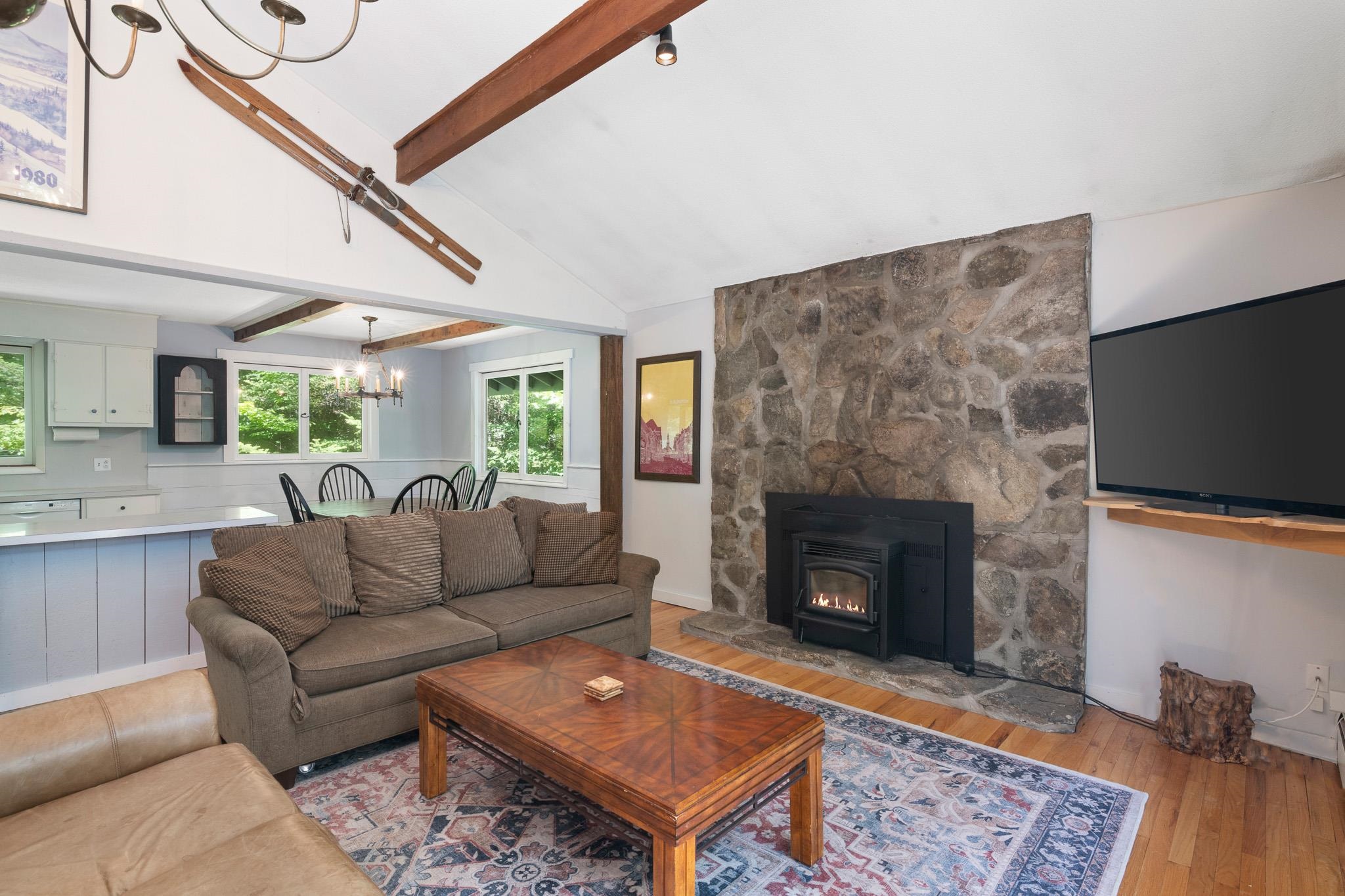 35 Strattonwald Road Winhall, VT 05340 - Photo 3 of 23