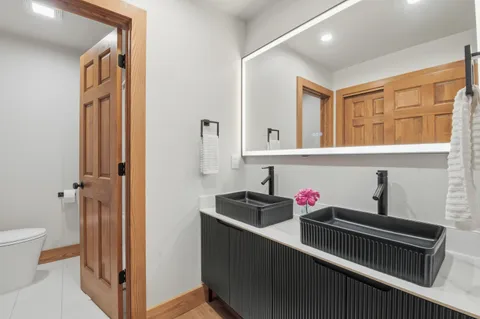 $1,449,000 | W307N2873 Fieldwood Drive, Delafield, WI 53072