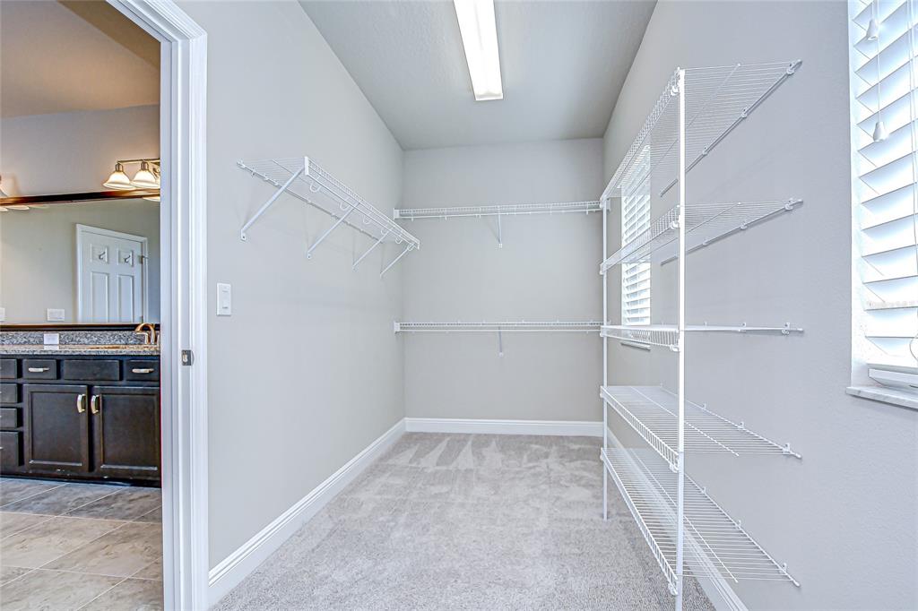 1018 Tracey Ann Loop Valrico, FL 33594 - Photo 24 of 45