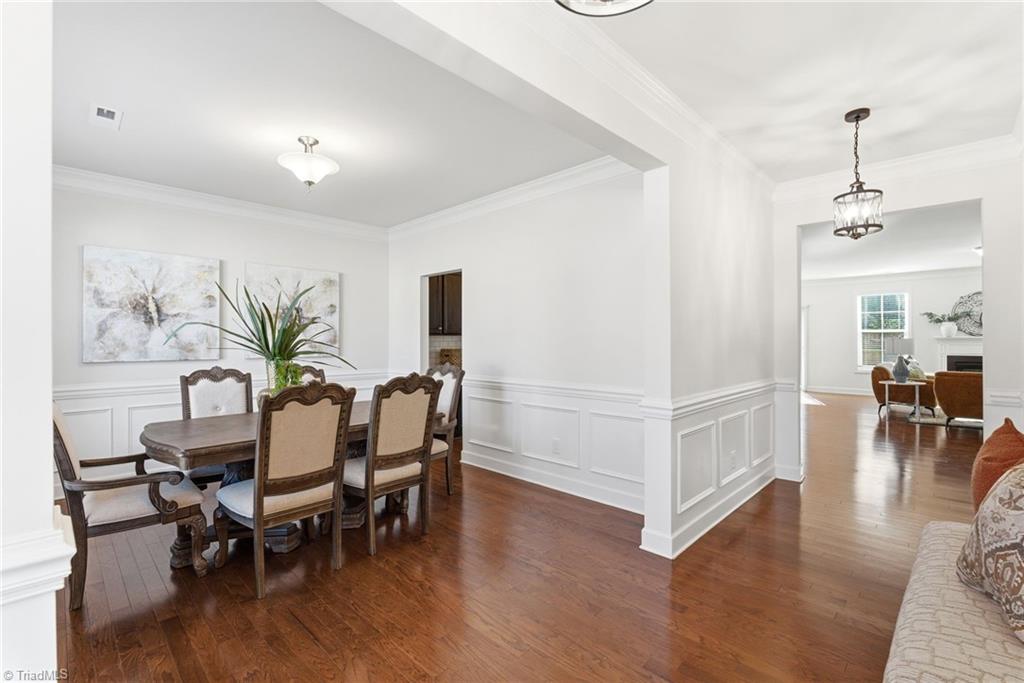 306 Summerwalk Road Greensboro, NC 27455 - Photo 5 of 40