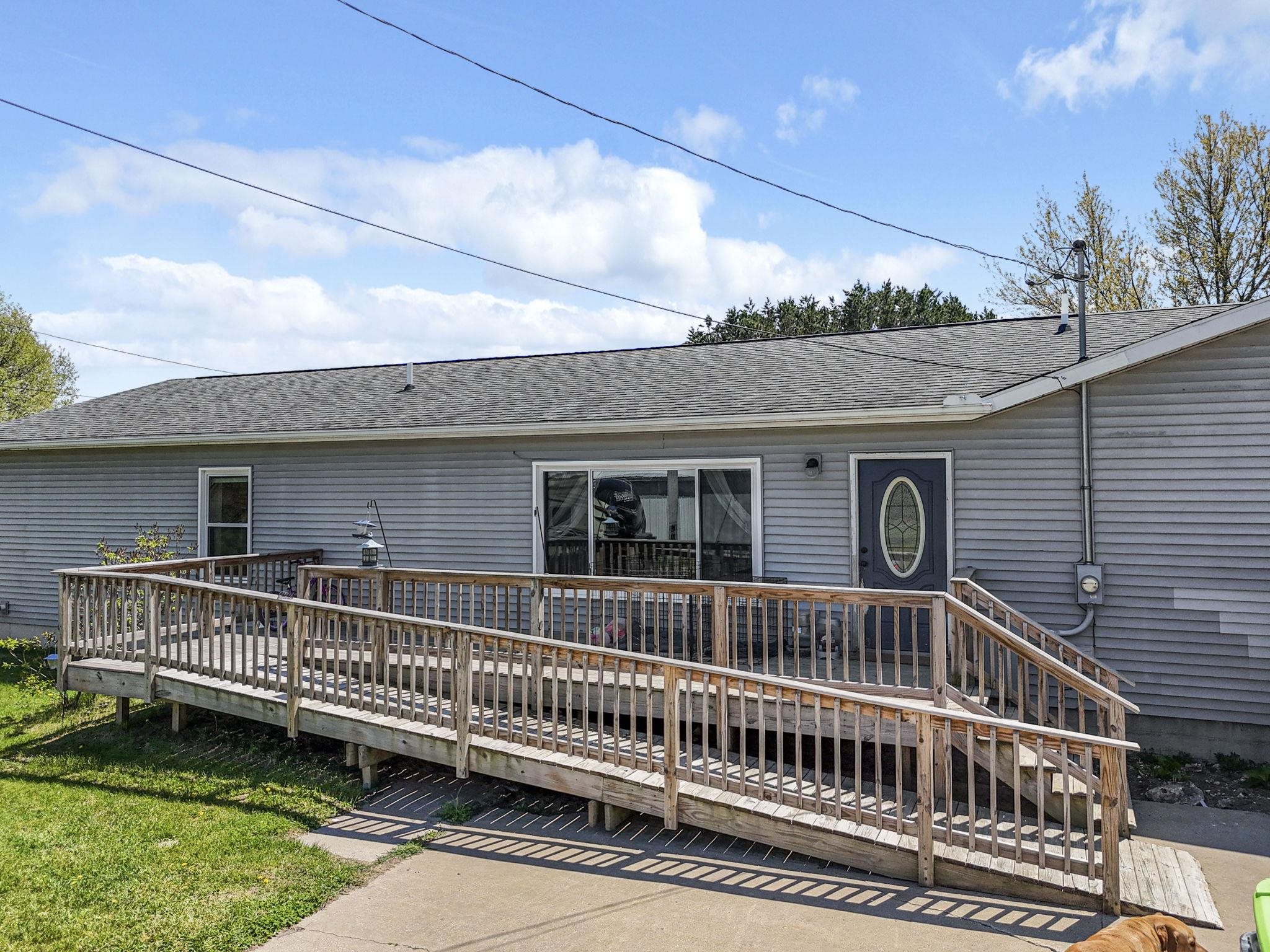 3821 South 39 Road Cadillac, MI 49601 - Photo 4 of 59 1945342-afec64fb-a605-4e52-bc62-bd94f3b7c32c.JPG