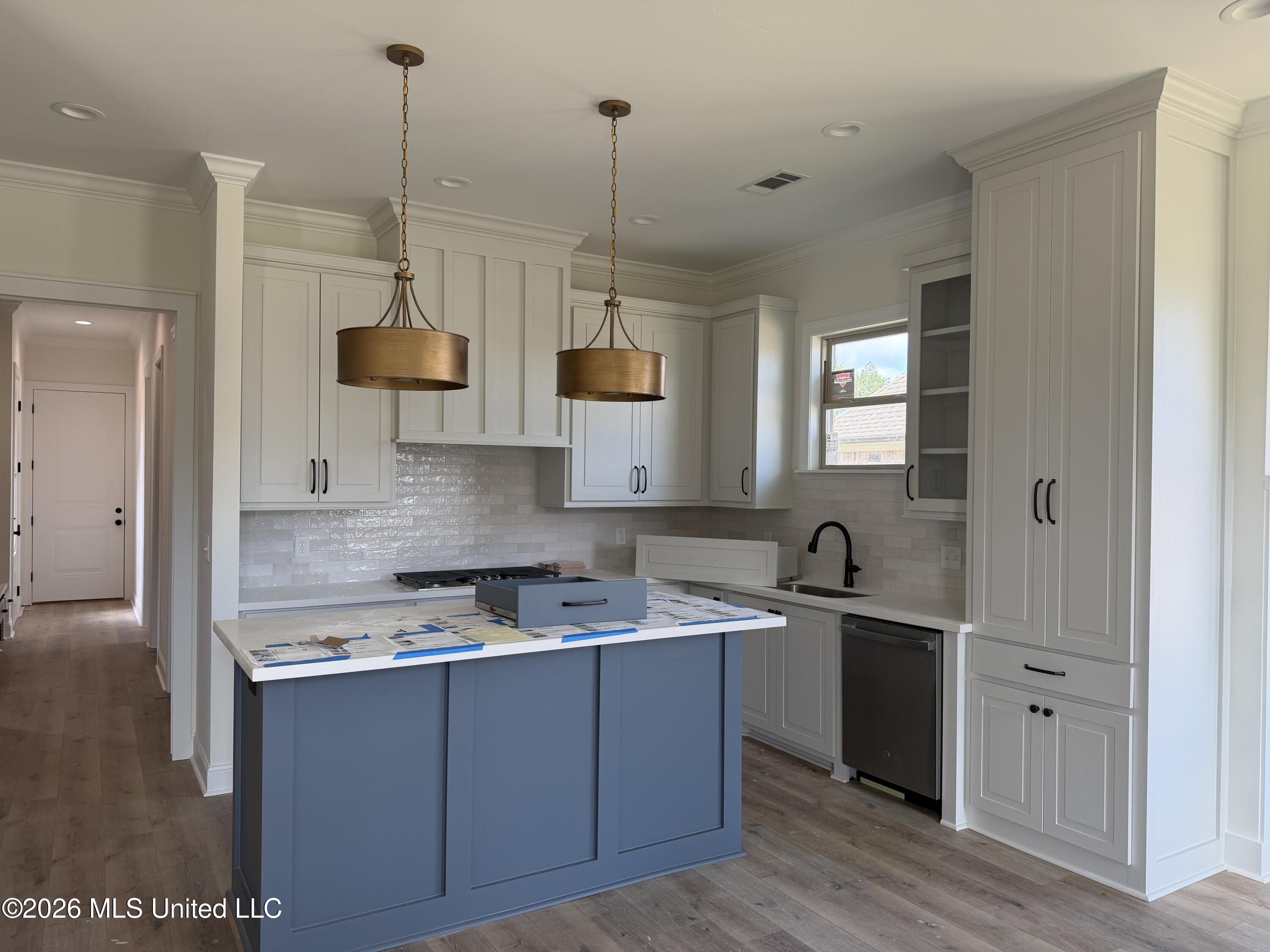192 Bronson Bend Flowood, MS 39232 - Photo 3 of 10 IMG_3806