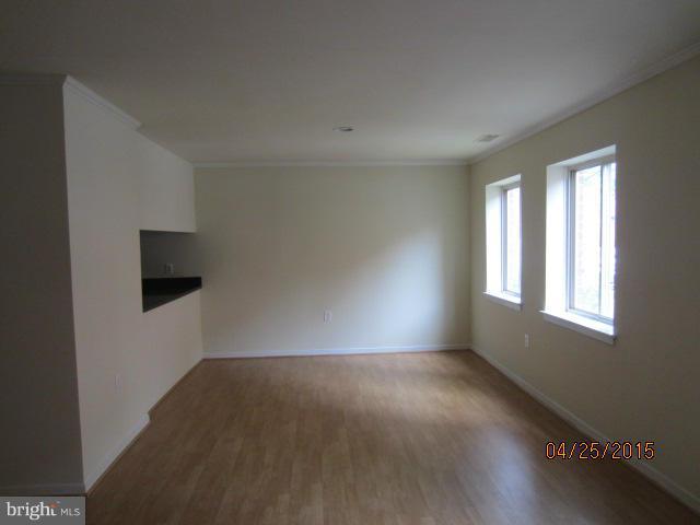 546 South Charles Street, Unit R73 Baltimore, MD 21201 - Photo 2 of 10 Dining Room