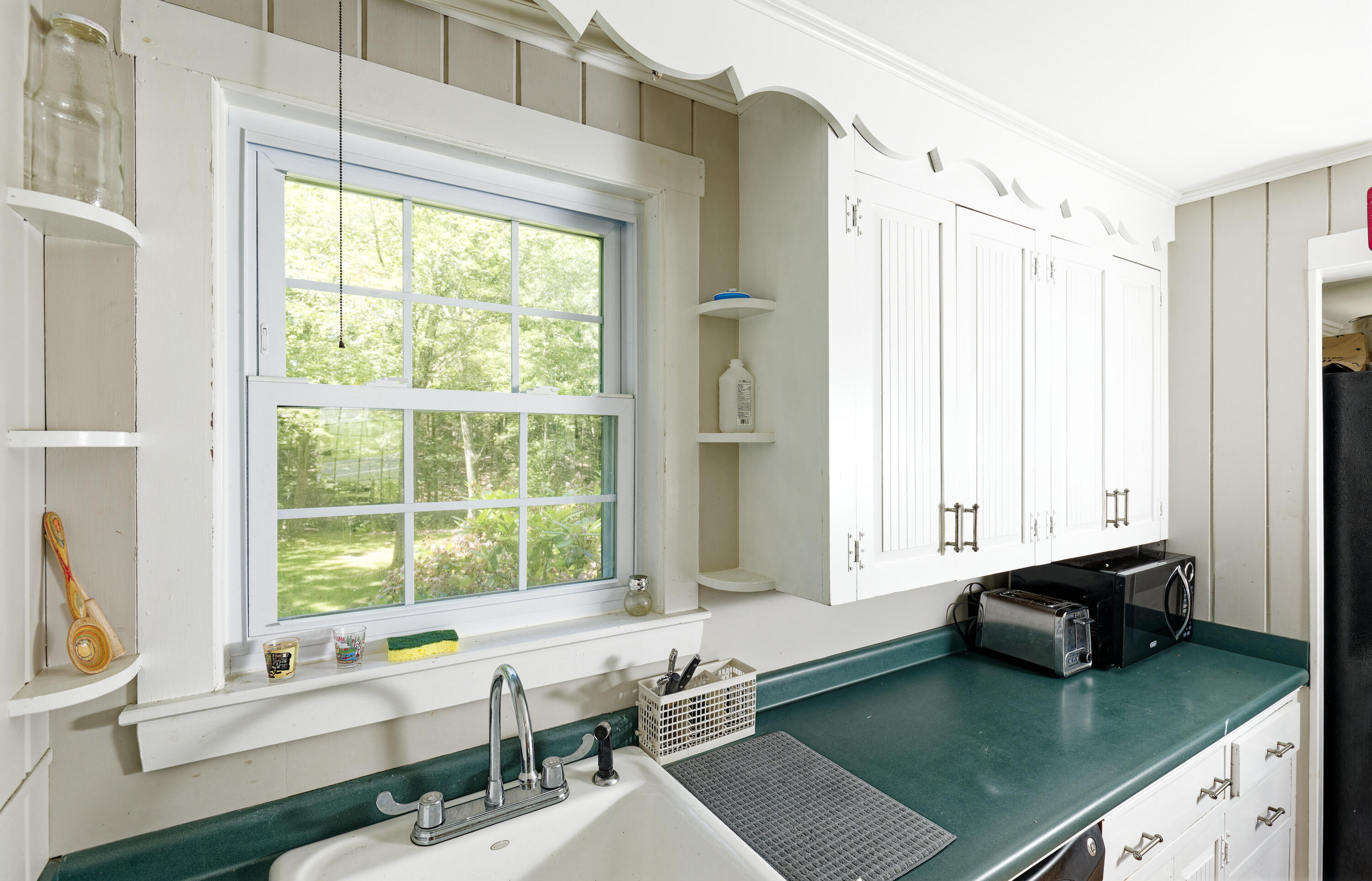 302 Townsend Avenue Boothbay Harbor, ME 04538 - Photo 15 of 39 16-302TownsendAve-AT