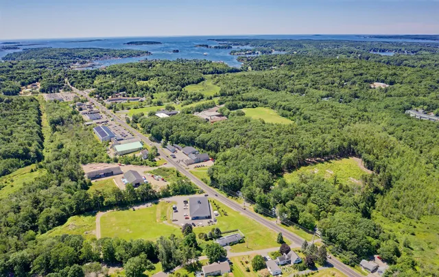 $434,000 | 302 Townsend Avenue, Boothbay Harbor, ME 04538