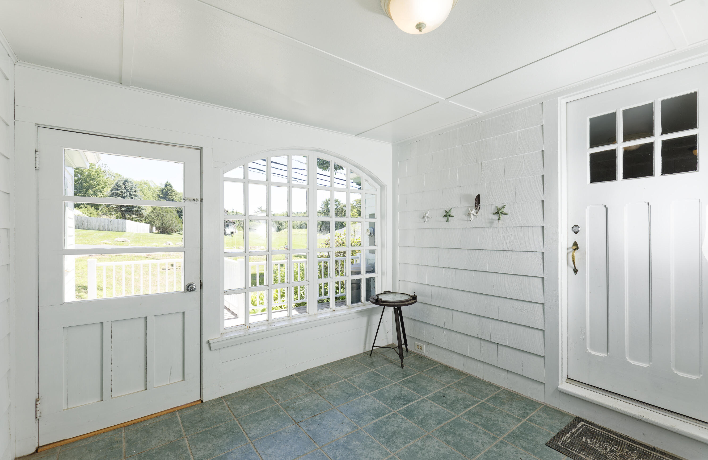 302 Townsend Avenue Boothbay Harbor, ME 04538 - Photo 21 of 39 22-302TownsendAve-AT