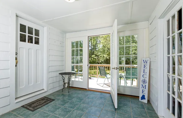 $434,000 | 302 Townsend Avenue, Boothbay Harbor, ME 04538