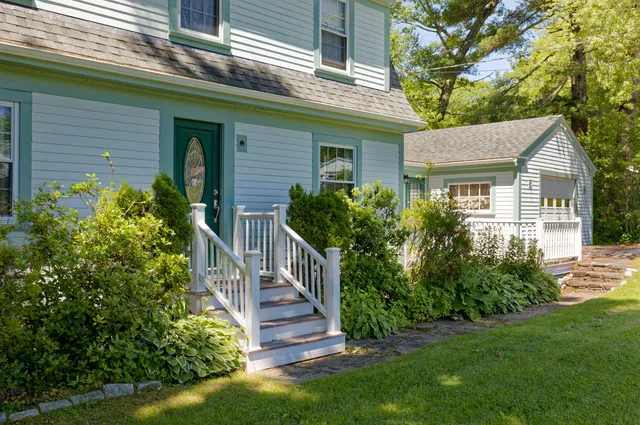 $434,000 | 302 Townsend Avenue, Boothbay Harbor, ME 04538