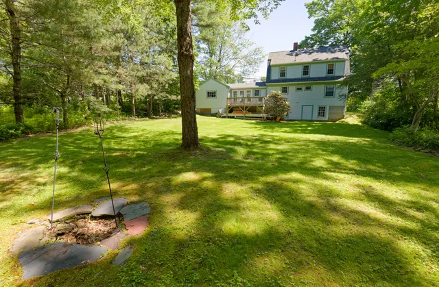 $434,000 | 302 Townsend Avenue, Boothbay Harbor, ME 04538