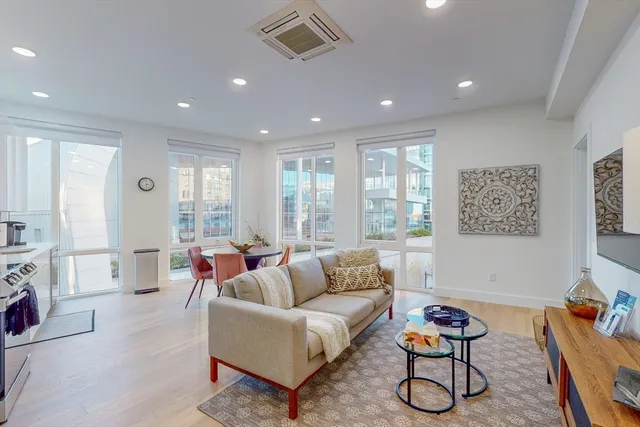 $5,000 | 38 Hichborn Street, Unit 406, Boston, MA 02135