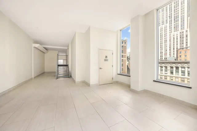 $23,500 | 304 5th Avenue, Unit PH1013 | Midtown South