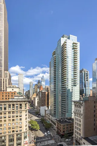 $23,500 | 304 5th Avenue, Unit PH1013 | Midtown South