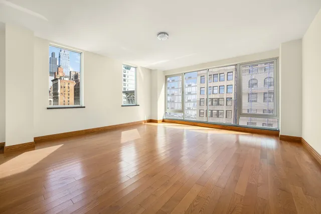 $23,500 | 304 5th Avenue, Unit PH1013 | Midtown South