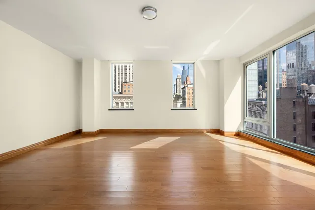 $23,500 | 304 5th Avenue, Unit PH1013 | Midtown South