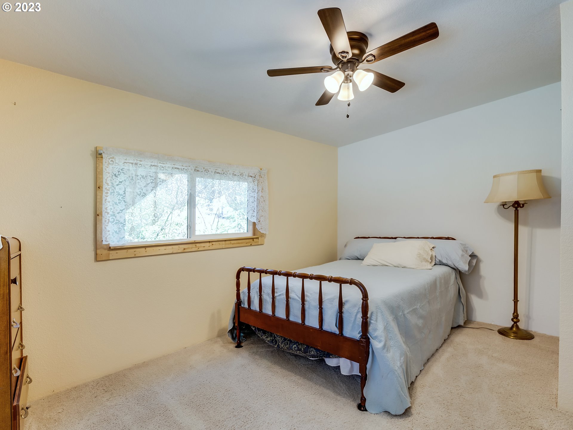 2155 Bennett Creek Road Cottage Grove, OR 97424 - Photo 11 of 38 Bedroom