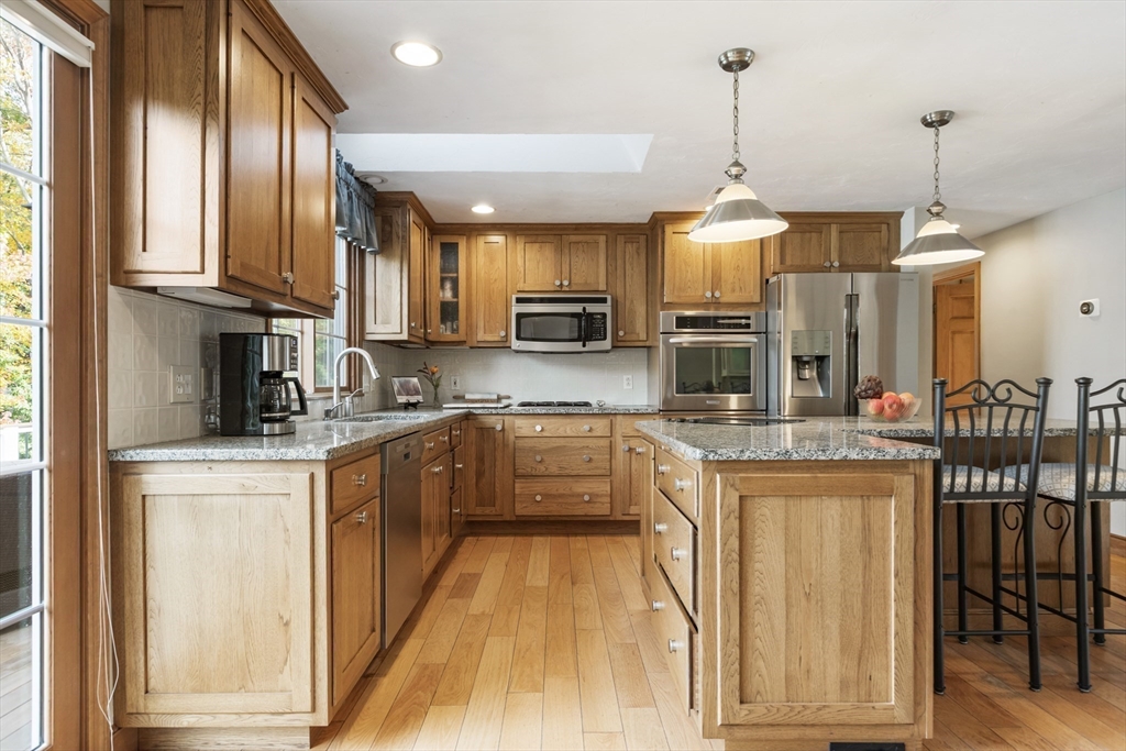 73 Ridge Road Foxboro, MA 02035 - Photo 11 of 40 Gallery Image 11