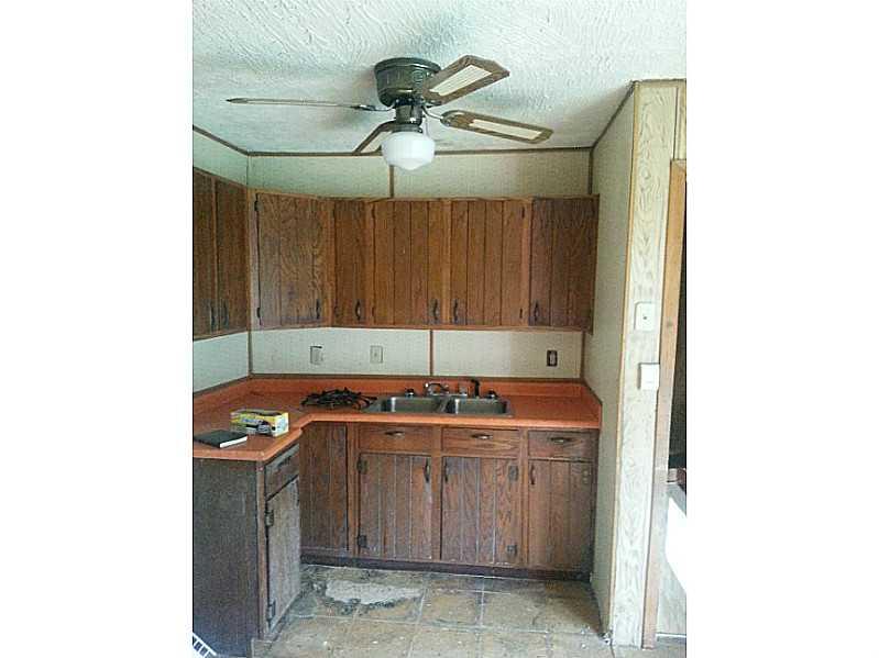 519 Windy Flats Road Shelocta, PA 15774 - Photo 4 of 6 Kitchen.