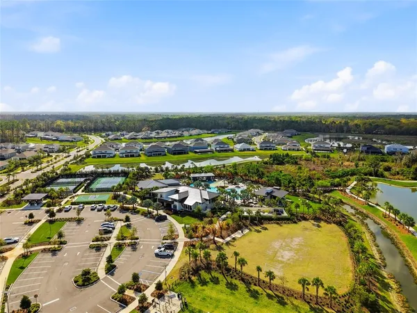 $978,000 | 34068 Castaway Loop, Wesley Chapel, FL 33543