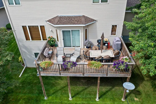 $499,900 | 11911 48th Street Northeast, St. Michael, MN 55376