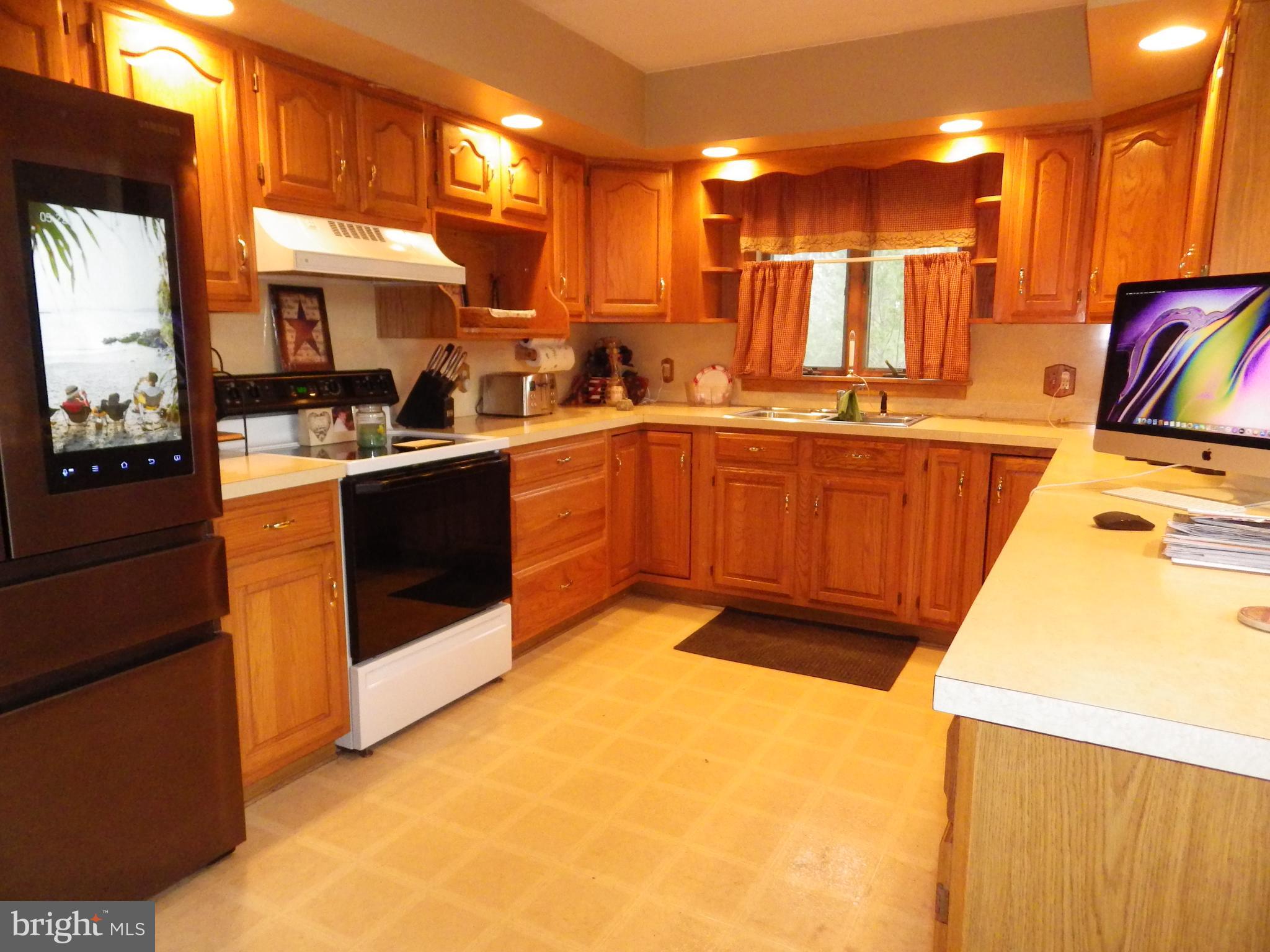 240 Valley Road Hegins, PA 17938 - Photo 9 of 38 Gallery Image 9