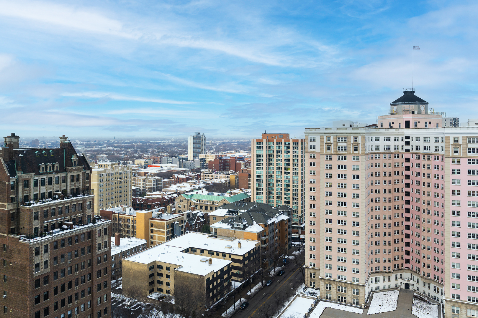 5455 North Sheridan Road, Unit 2403 Chicago, IL 60640 - Photo 4 of 20 a view of a city