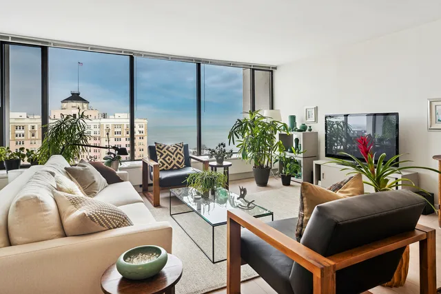 $199,900 | 5455 North Sheridan Road, Unit 2403, Chicago, IL 60640