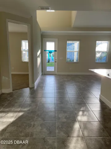 $2,500 | 173 Coastal Avenue, Daytona Beach, FL 32124