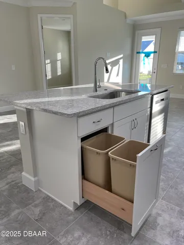 $2,500 | 173 Coastal Avenue, Daytona Beach, FL 32124