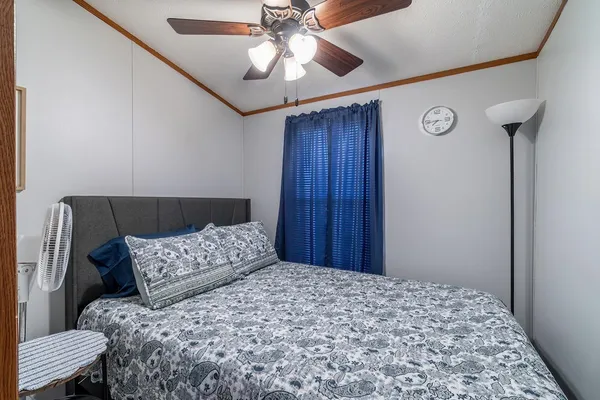 $169,500 | 215 Ln 101A Hamilton Lake, Hamilton, IN 46742