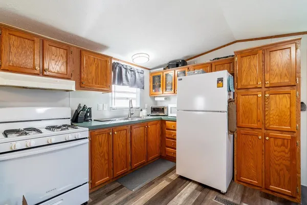 $169,500 | 215 Ln 101A Hamilton Lake, Hamilton, IN 46742