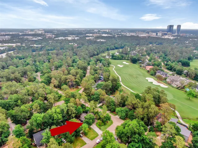 $2,700 | 2 Kino Court, The Woodlands, TX 77380