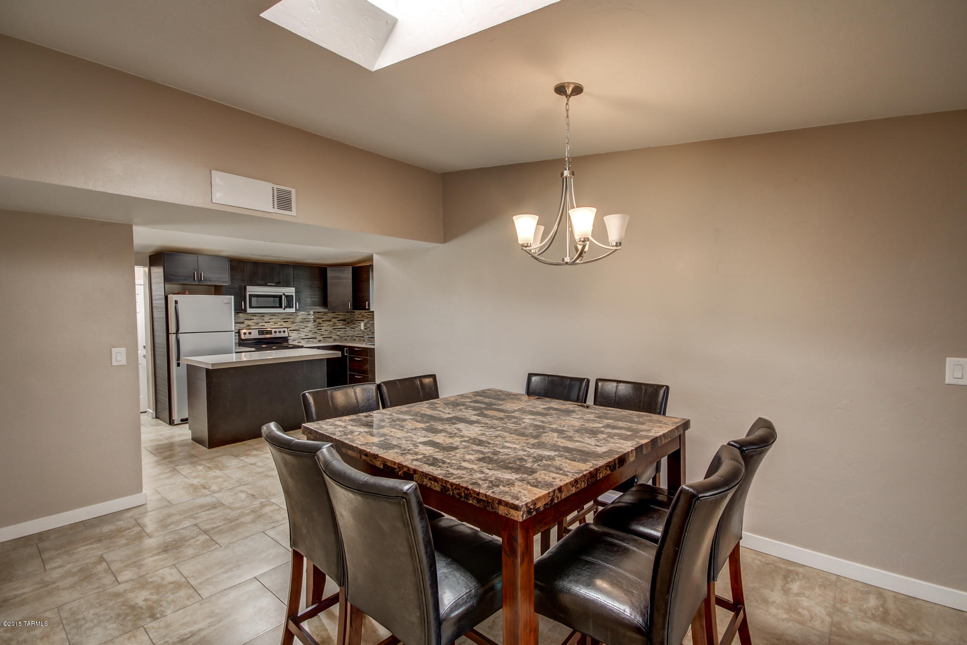 2425 South Prudence Road Tucson, AZ 85710 - Photo 11 of 30 Gallery Image 11