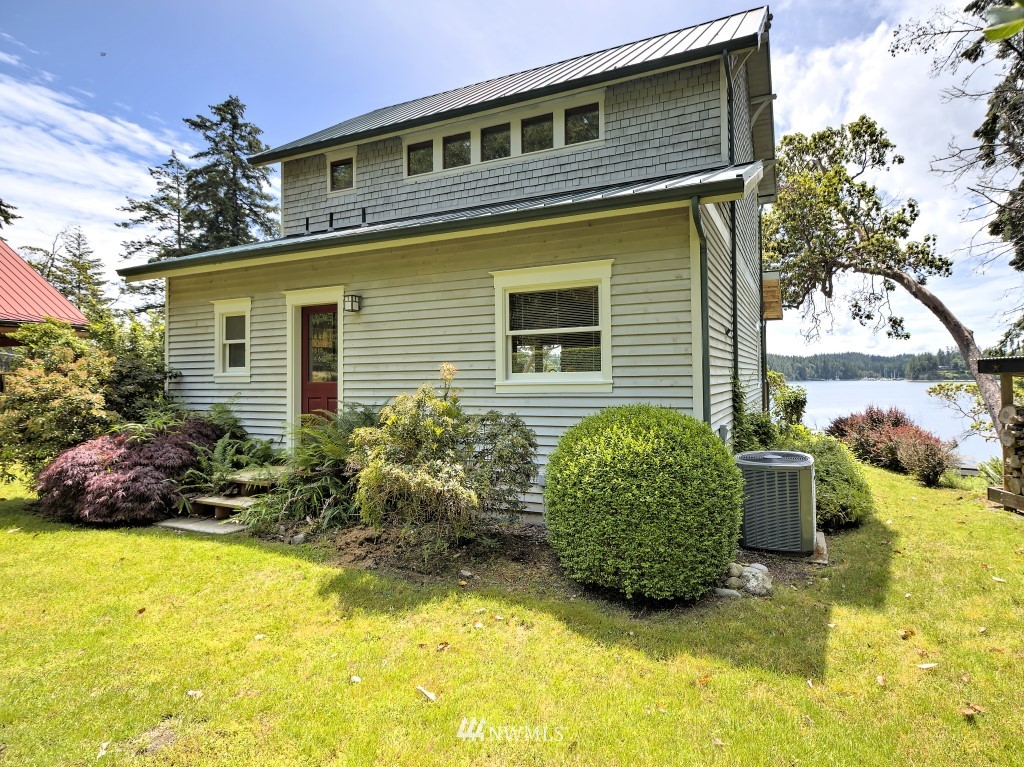 23 East Robbins Road Grapeview, WA 98546 - Photo 8 of 30 Gallery Image 8