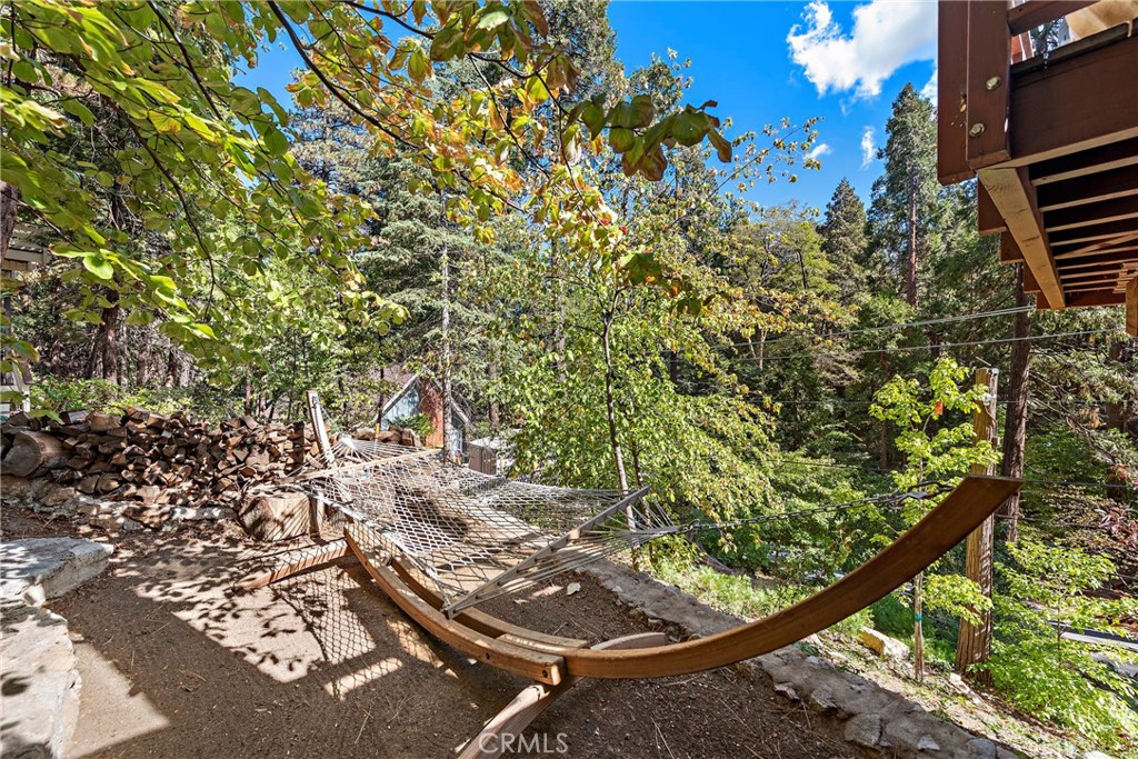 400 Cottage Grove Road Lake Arrowhead, CA 92352 - Photo 15 of 75