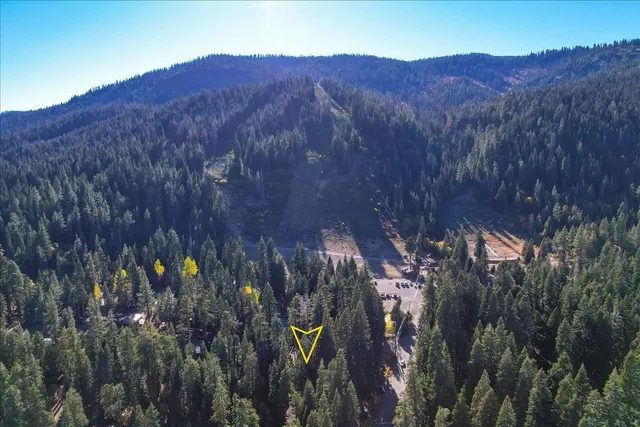 $1,199,000 | 5520 Sacramento Avenue, Homewood, CA 96141