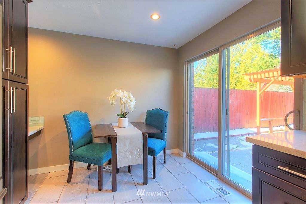 3516 Southwest 108th Street Seattle, WA 98146 - Photo 12 of 25 Gallery Image 12